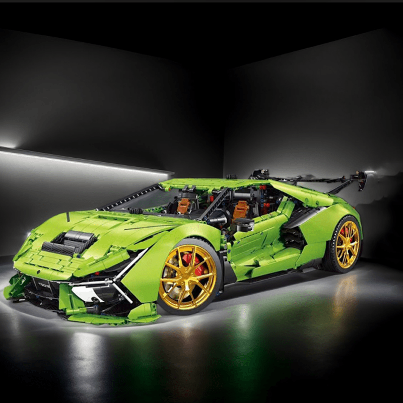 Lamborghini Revuelto Replica